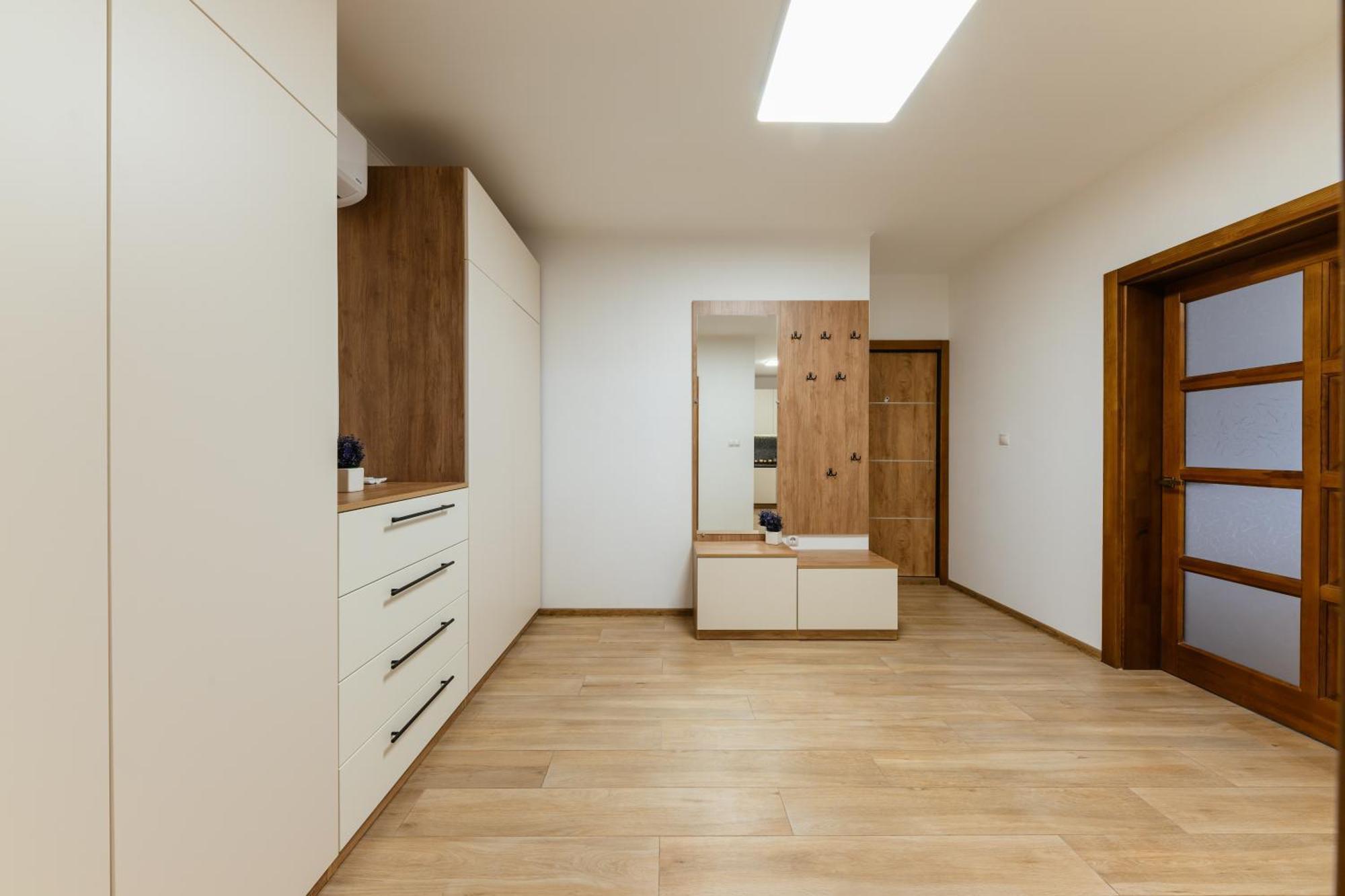 Luxury Apartments Uzhorod Buitenkant foto