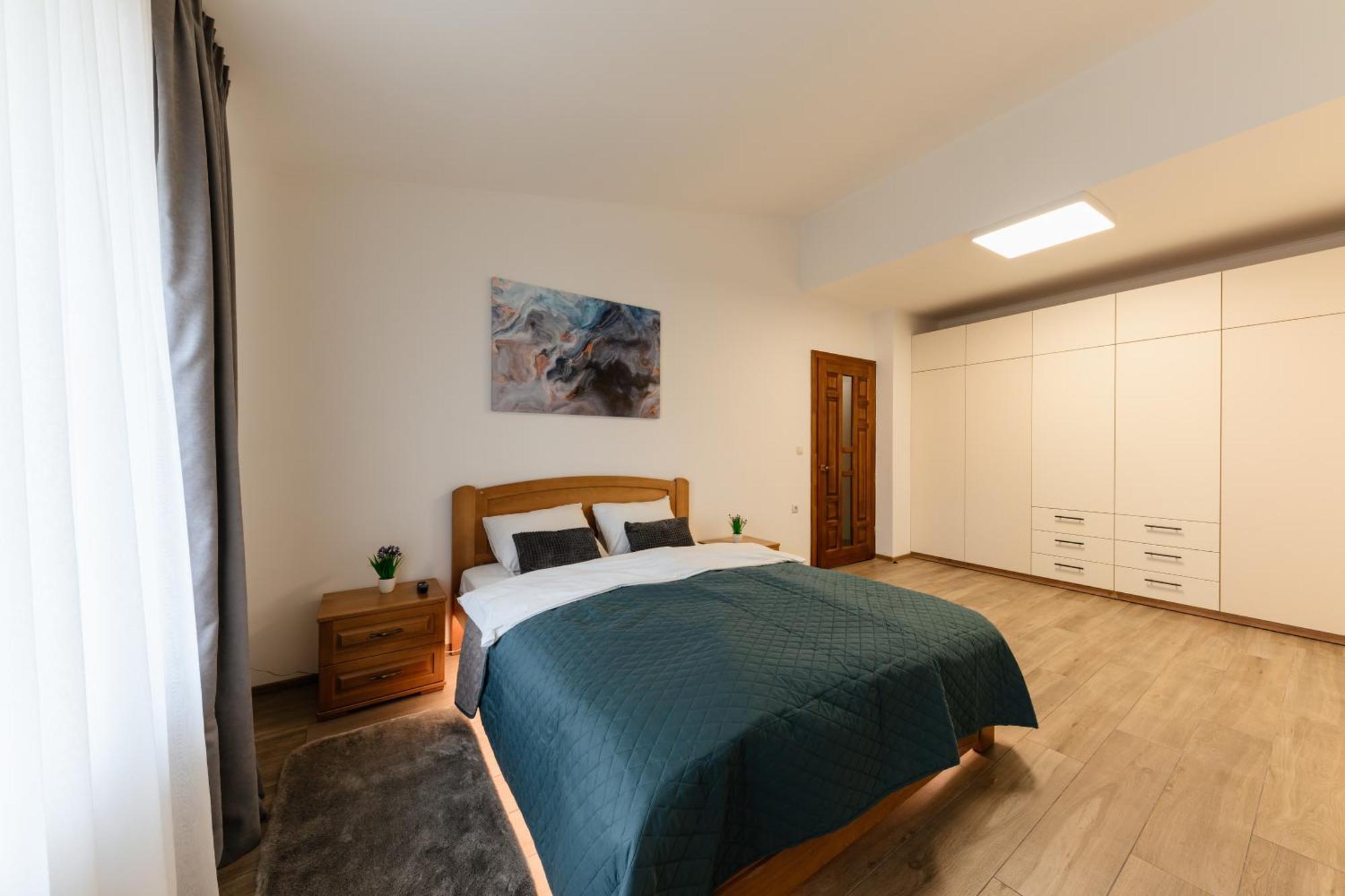 Luxury Apartments Uzhorod Buitenkant foto